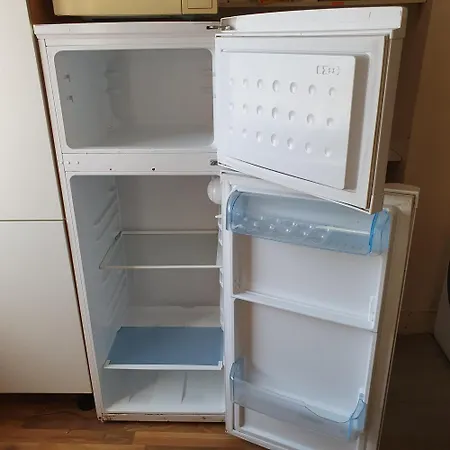 Hbs Top- Preis, 2 Sd Fewo, 2x Doppelbett 1 Einzelbett Moeglich 54 Qm, Grosse Kueche Bad Wc Einfach Und Gut Vb-preis 할버슈타트